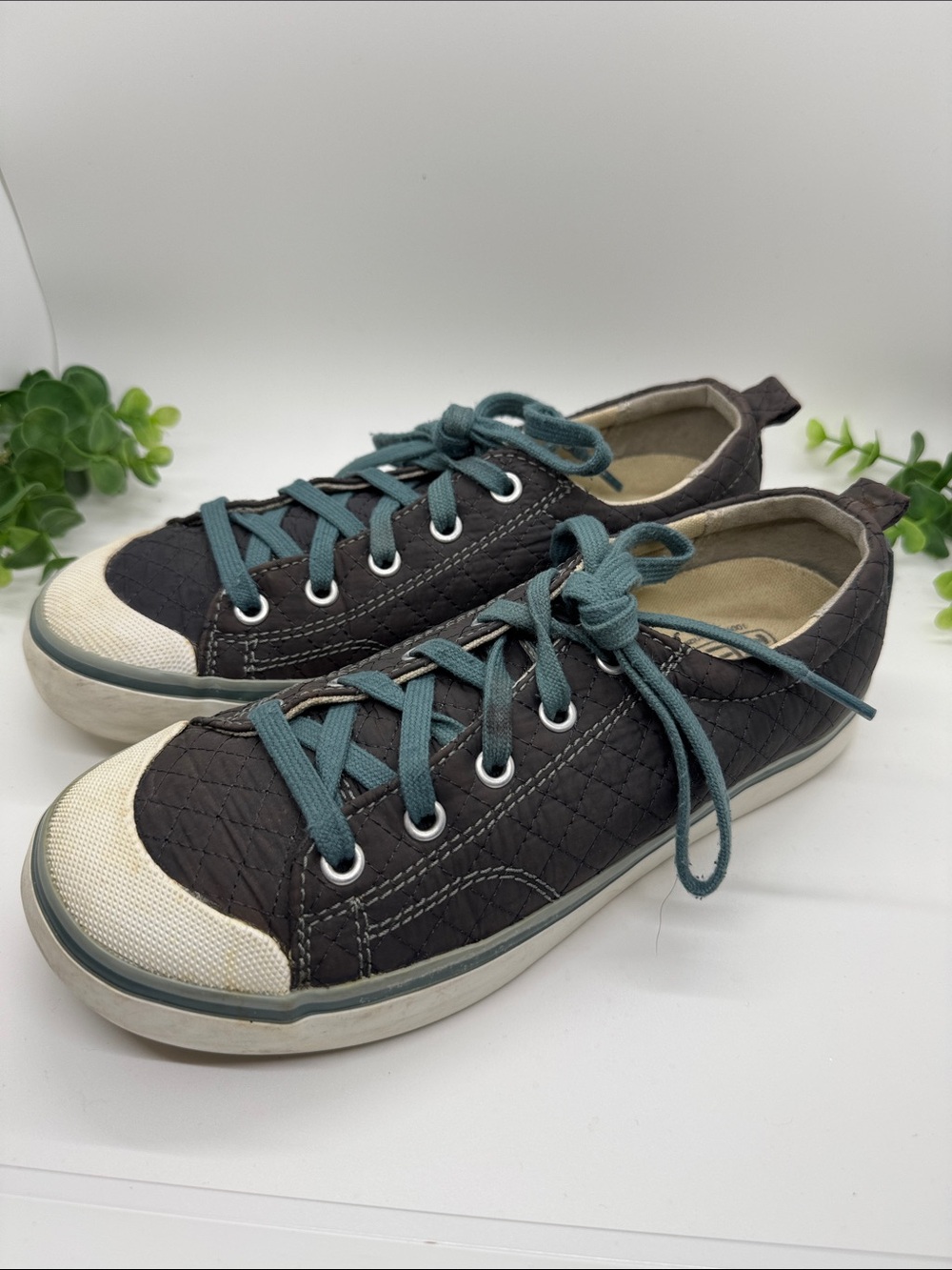 KEEN Elsa II Diamond Quilted Sneaker Lace Up Blue/Gray  SZ 6.5